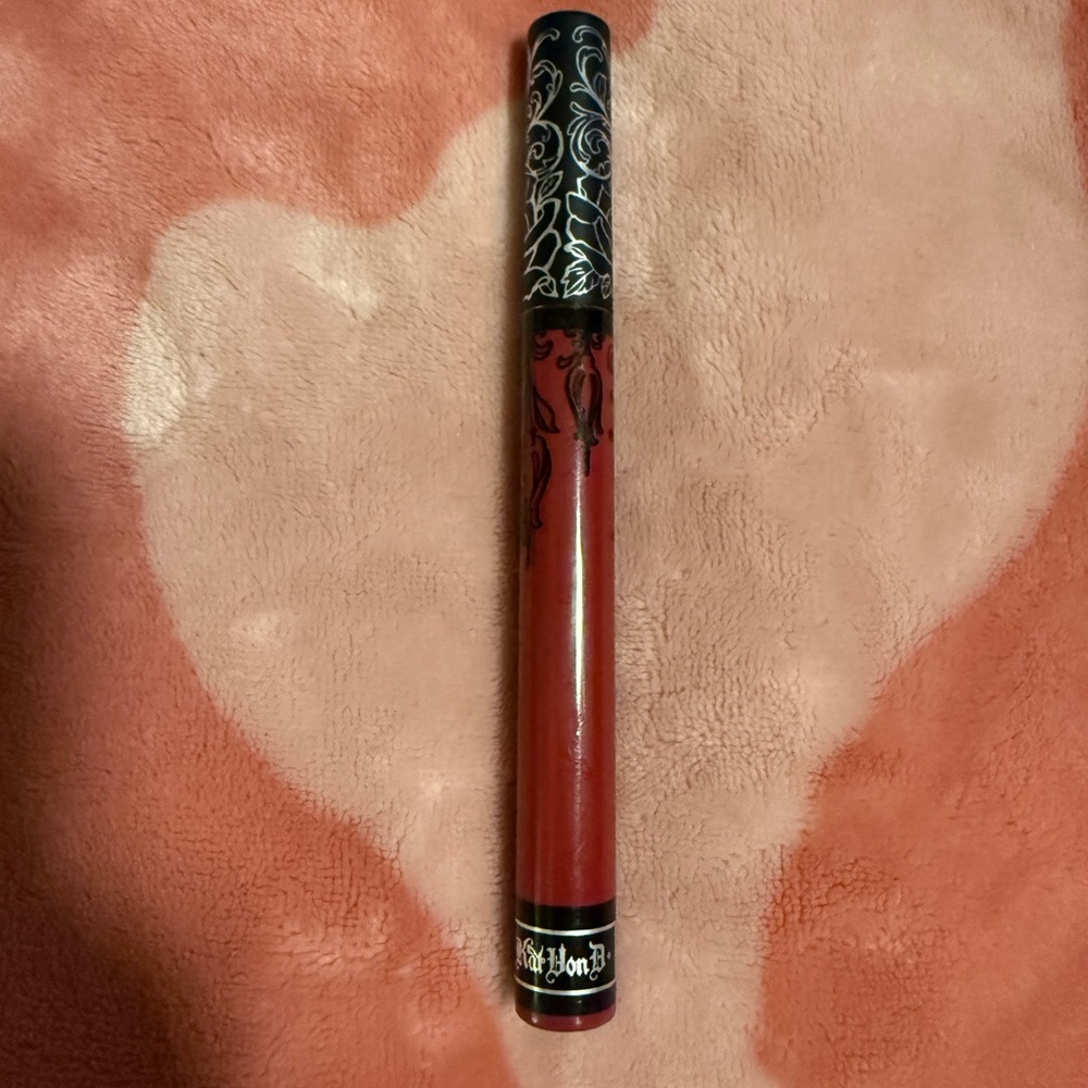 Kat Von D KVD Everlasting Liquid Lipstick in Ruthless - Full Size